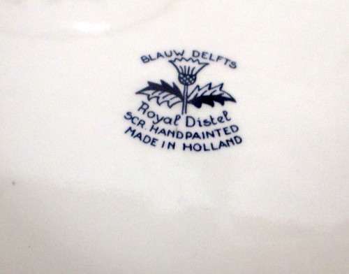 Blauw Delft Royal Distel Hanging Plate, 200mm dia. Spotless.