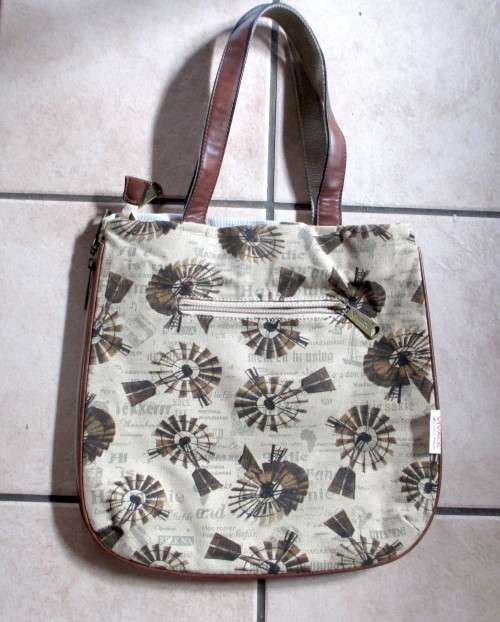 Vivace- Tote Handbag With Wind Pump. Never used.