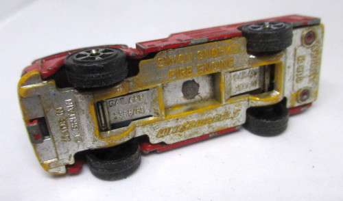 Corgi Juniors Whizzwheels Simon Snorkel Fire Engine Truck. Crane broken off.
