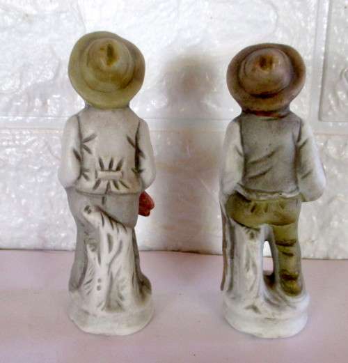 Two Vintage Unglazed Porcelain Old Men Figurines. Taiwan. 110mm high. Spotless.