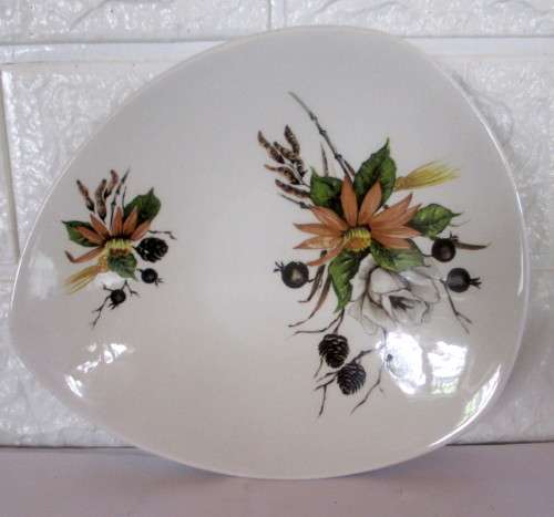 Vintage Midwinter Stylecraft Fashion shape jug, Plate and bowl.  Staffordshire England 1960`s.