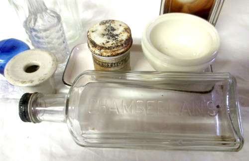 Lot of nine Vintage Glass and Porcelain Apothecary/Medical items.