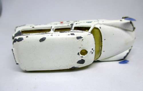 Majorette No. 206 Citroen DS 21 DS21 Ambulance (1/65) - MADE IN FRANCE BlueFlag