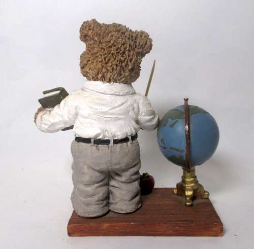 Vintage Windsor Bears Figurine World Class Teacher Mr Thomas Bear 1998. No 393/555.