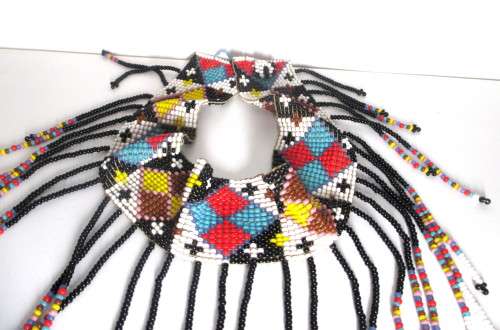 Vintage African Zulu beaded choker necklace. Vibrant colors. Choker 320mm.
