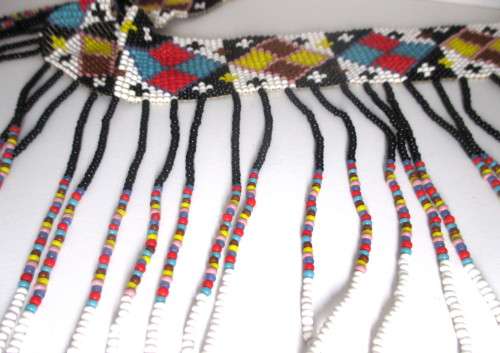 Vintage African Zulu beaded choker necklace. Vibrant colors. Choker 320mm.