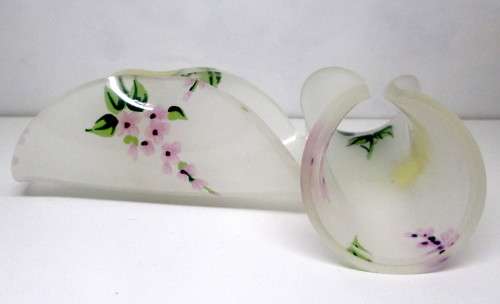 Two Napkin Holders. Made in Italy by Remius, valentino piu. Stunning, with delicate flower pattern.