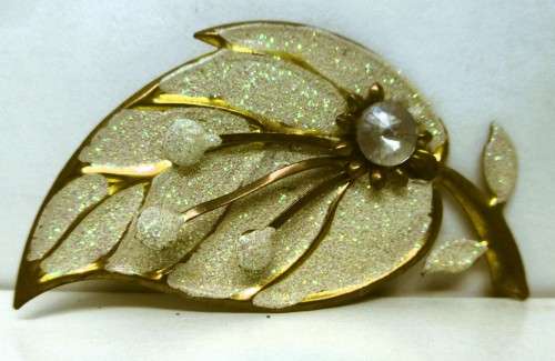 Vintage soft metal gold colored Leaf Brooch with glitter. 60 mm long.