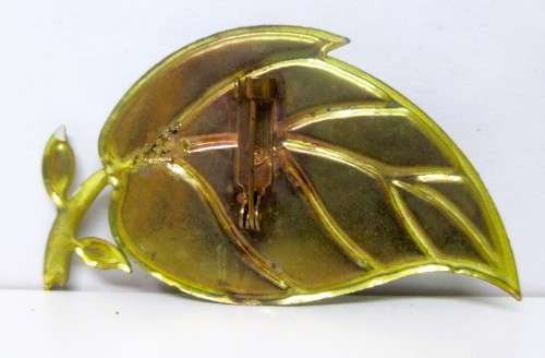 Vintage soft metal gold colored Leaf Brooch with glitter. 60 mm long.