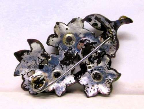 Vintage Tin like Flower Brooch with Color glas  centers. Lovelu item. 50mm.