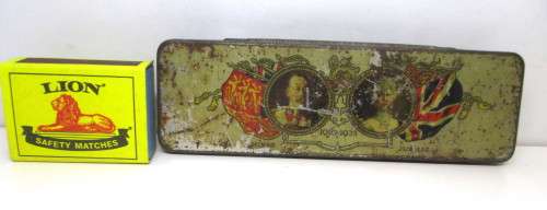 (1910 - 1935) World War 1 Silver Jubilee Cadbury Chocolate Tin Box.  145x45x15mm.