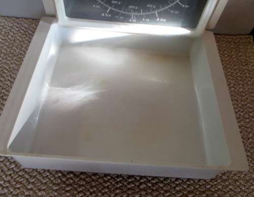 Vintage Retro Wall Mount Folding Kitchen Weigh Scale Prestige West Germany. as per photo.
