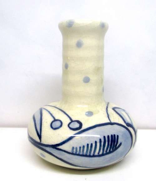 Vintage Mini Hand Painted Blue and White Bud Vase. Grazing adds mistery to this lovely item. 70 mm.