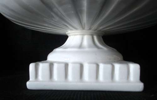 Vintage White Ceramic Dancing Cherubs Display Vase by Mario R. Eredi - Dal Pra. Italy. 110mm high.