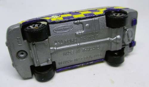 Mattel 1995 Ford Transit Van Paramedic Unit Purple/Yellow 1:63 Scale