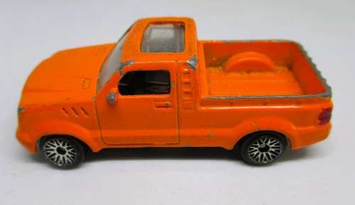 Motor Max 6073 Truck A Orange Pickup Truck With Sunroof. 1:64.