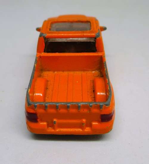 Motor Max 6073 Truck A Orange Pickup Truck With Sunroof. 1:64.