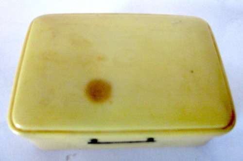 VINTAGE 1930`s Art Deco Bakelite Lady`s Manicure Set. Refer to photos for condition. 110 x75x35mm