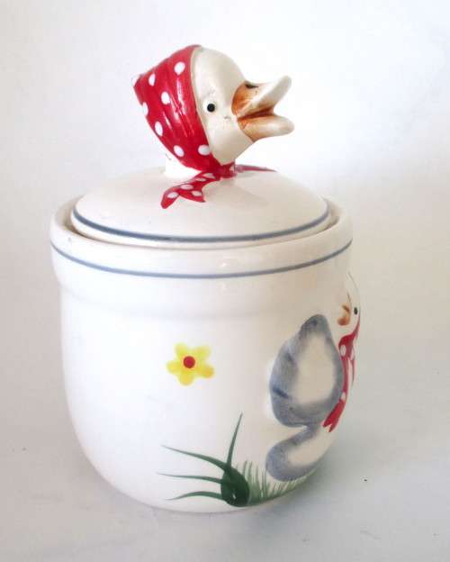 Cute Vintage Porcelain Duck Cookie Jar. 160mm x 110mm. Spotless. No Markings.