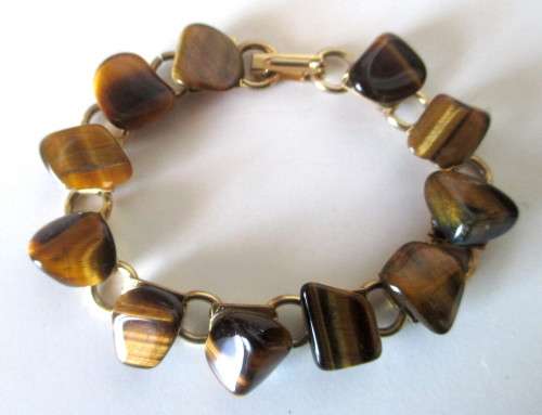 Vintage Tiger`s Eye Chunk Bracelet, 19cm long. Lovely piece.