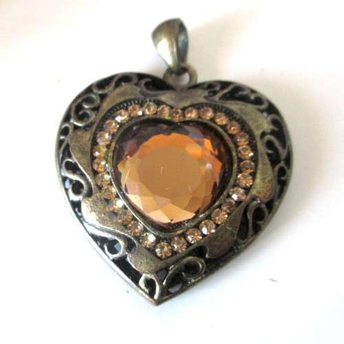 Stylish Heavy Heart Pendant with Amber glassstone centre and smaller stones. Costume Jewelry. 5cm