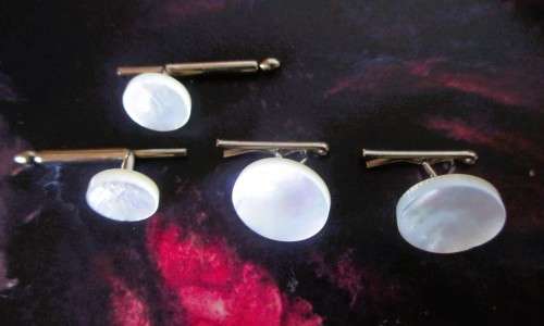 2 sets of Vintage Mother of pearl Cufflinks.