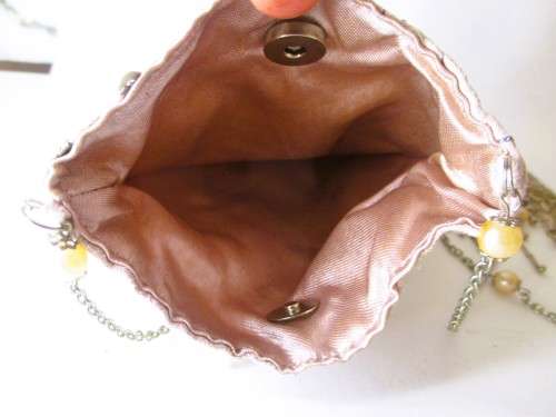 Vintage Sensuous purse, hand-stitched, hand-beaded. Luscious pale pink velvet, beadwork. 17x13cm.