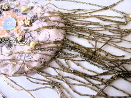 Vintage Sensuous purse, hand-stitched, hand-beaded. Luscious pale pink velvet, beadwork. 17x13cm.