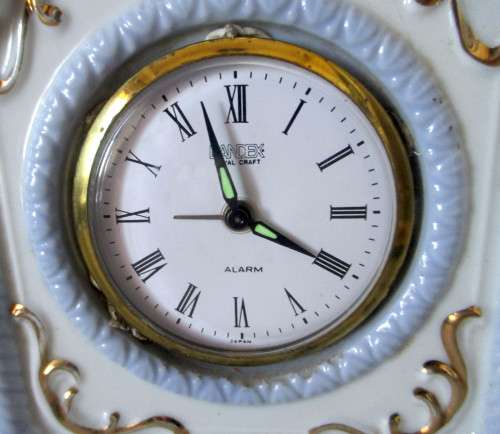Vintage Landex Royal Craft Wind-Up Clock Made In Japan. Overwound, needs fixing. 200x115c50mm.