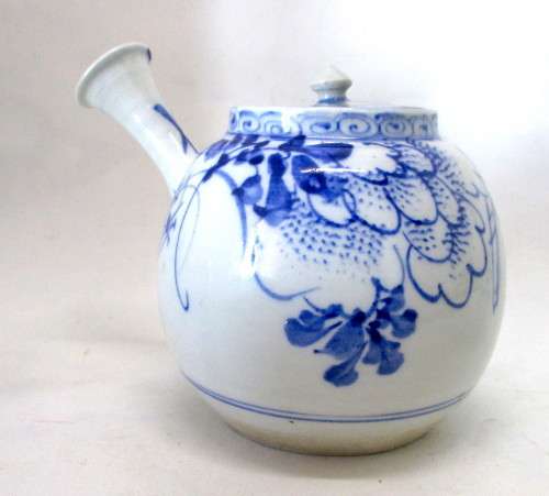 Vintage 1920`sChinese Fine Porcelain Teapot, hand crafted painted, beautiful floral design, 12 high.