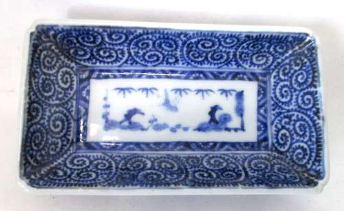 Chinese porcelain oblong dish notched corners, blue and white. Six character Chenghua mark. 105x60mm