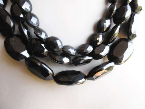 Vintage Three String Black Jet Bead Necklace. Different bead sizes. Extension chain. 50mm.