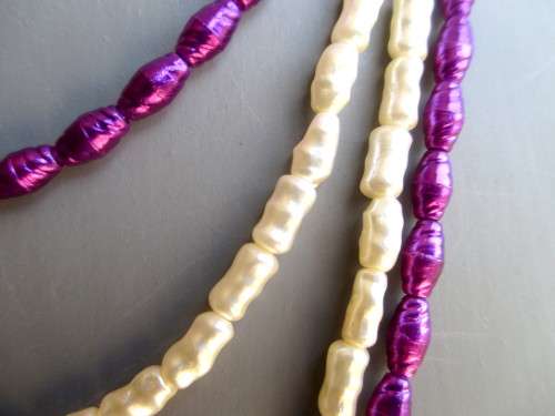 Costume Jewelry. Two strings of Faux freshwater pear bead necklaces. As per photo. 88cm