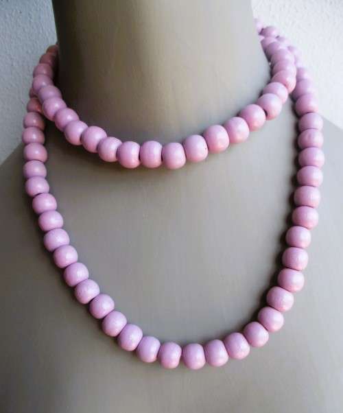 Cotume Jewelry, Light soft lilac wooden bead necklace. 80cm