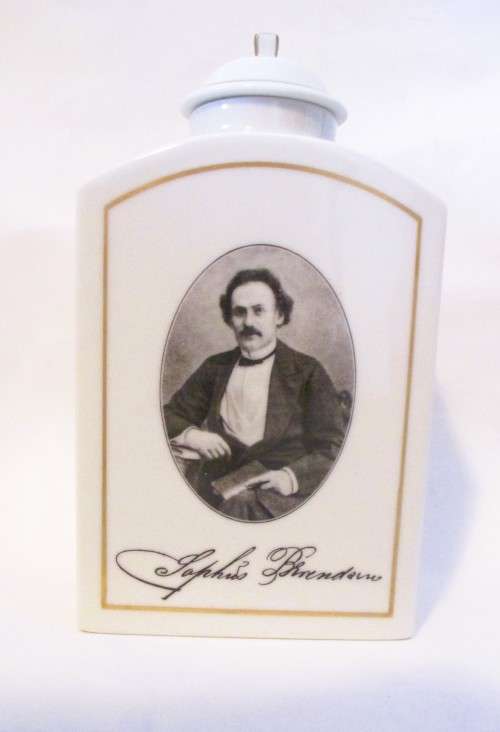 B&G (Bing & Grondahl) Copenhagen Porcelain Tea Caddy - Sophus Berendsen. 125 th Anniversary in box.