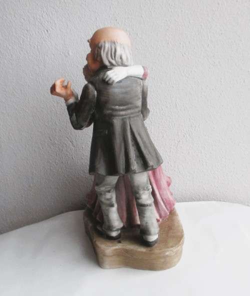 Vintage Lovely Old Couple Dancing Porcelain Statue. With Music box, not working.