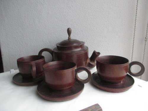 Creative Wooden Tea Set, Wooden Handicraft Teapot with 3 cups as saucers Set. 140cm teapot high.