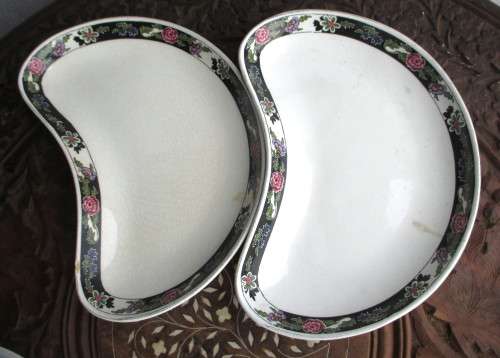 Vintage Alfred Meakin England  Crescent Side Salad Dishes. One with Chip. Cart filler