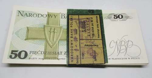 Pack of 100 1988 Poland 50 Zlotych UNC Banknotes