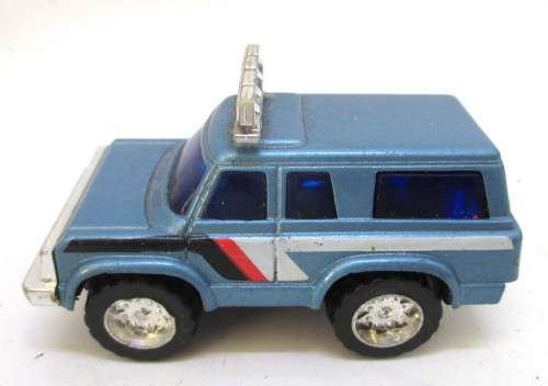VINTAGE 1980s Arco Blue SUV VAN Car Die Cast Toy.