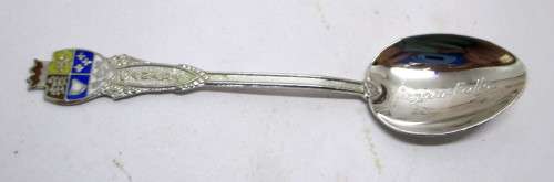 Souvenir Vintage Canada Sterling Silver Collectible Spoon, Engraved Niagara Falls . 5.4g