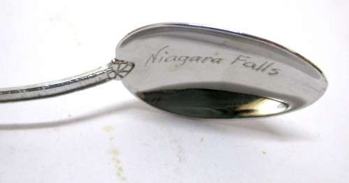 Souvenir Vintage Canada Sterling Silver Collectible Spoon, Engraved Niagara Falls . 5.4g