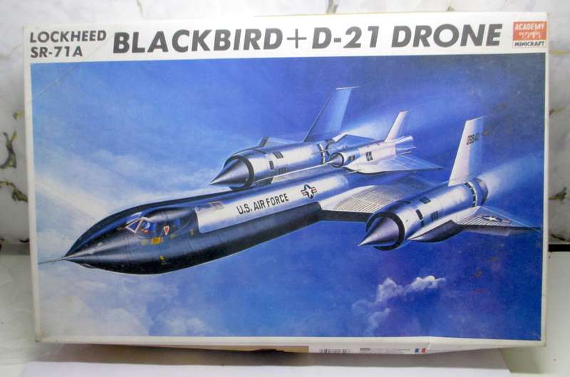 1642 1/72 Lockheed SR-71A Blackbird Drone by Academy Plastics Scale model kit in Box.