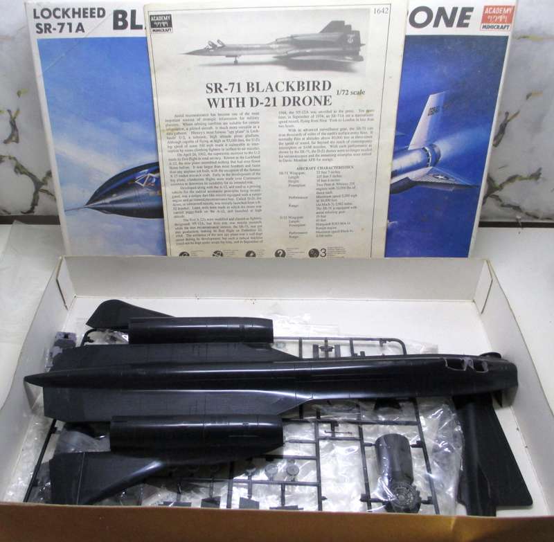 1642 1/72 Lockheed SR-71A Blackbird Drone by Academy Plastics Scale model kit in Box.