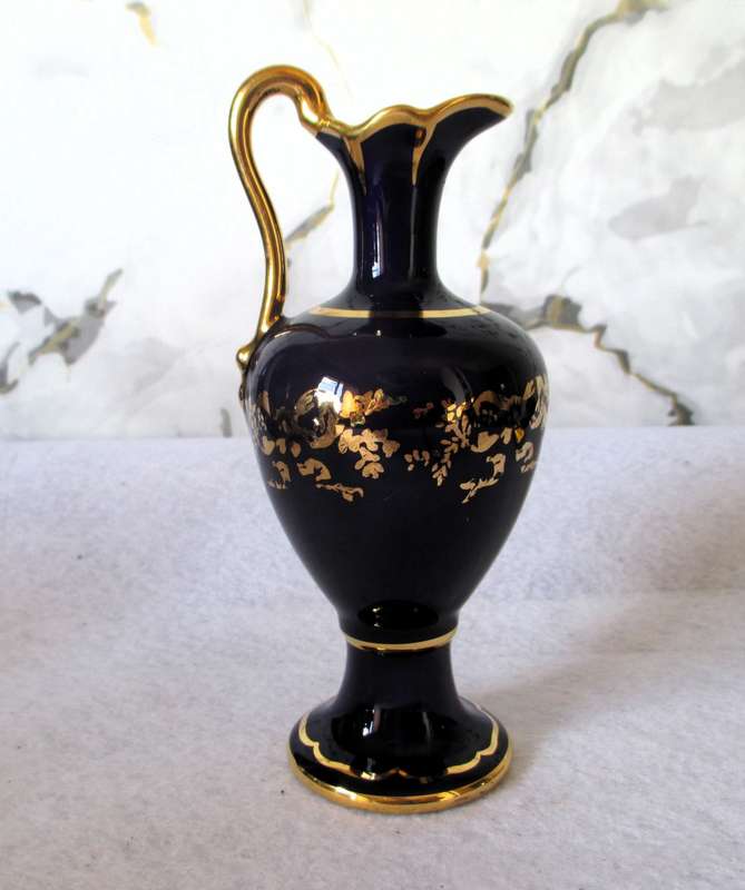 Vintage stunning Limoges jug is a rich cobalt blue hand embellished with gold. Marked. 150mm high.