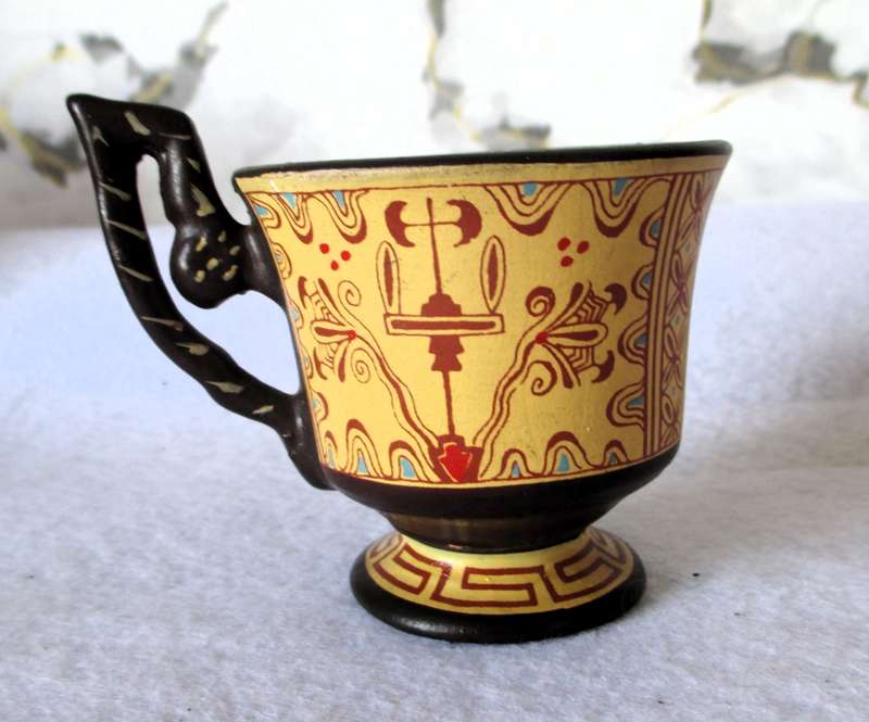 Vintage Ceramic GREEK METHOLOGY Coffee Tea CUP. Marked HERAKLIUM Museum 1350B.C. Hand made, signed.