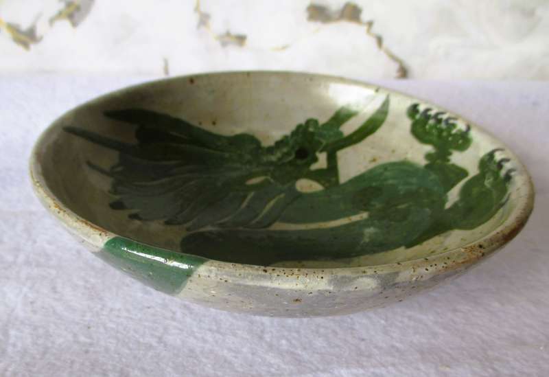 Vintage Studio Art Ceramic Green Dragon Swirl Plate/Bowl Signed. 170mm dia.