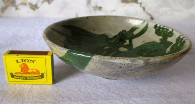 Vintage Studio Art Ceramic Green Dragon Swirl Plate/Bowl Signed. 170mm dia.