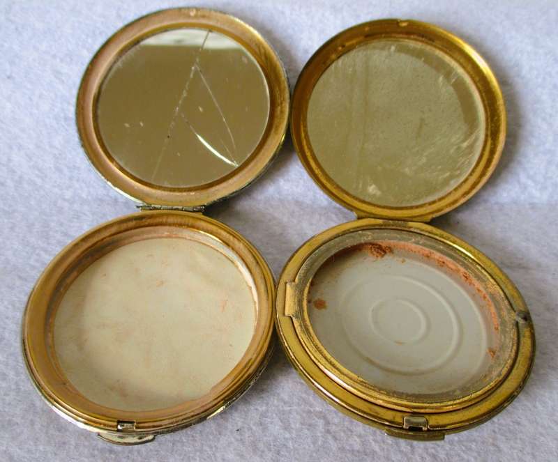 Lot of two Vintage Powder compacts, as per photo.