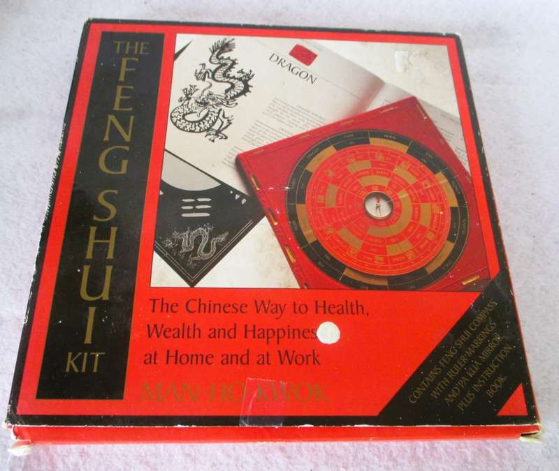 The Feng Shui Kit: The Chinese Way to Health, Wealth and Happiness, at Home and at Work Full Set.
